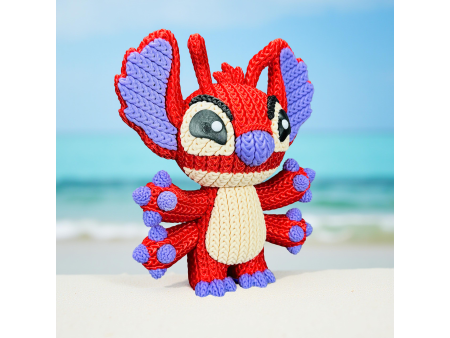 Figura de experimento rojo rebelde estilo crochet - Decoración artesanal 3D | Whale 3D Studio