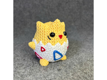 Figura de bebé cascarón estilo crochet - Decoración anime artesanal 3D | Whale 3D Studio